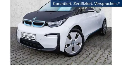 Weiß Gebraucht 2021 BMW i3 Comfort Edition Kleinwagen | 18.990 € (Fairer Preis)