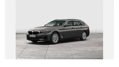 Gebraucht BMW 520 Sport Line 197 PS (144 kW) 2021 Grau Kombi