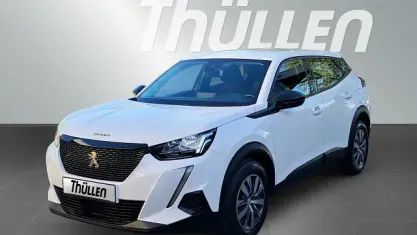 Gebraucht Peugeot 2008 Active 101 PS (74 kW) 2022 Weiß SUV