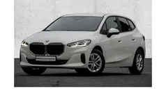 Weiß Gebraucht 2022 BMW 218 Luxury Line Kombi | 22.999 € (Guter Preis)