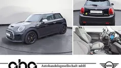 Schwarz Gebraucht 2022 Mini Cooper SE Classic Kleinwagen | 18.930 € (Fairer Preis)
