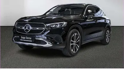 Schwarz Gebraucht 2023 Mercedes GLC220 Avantgarde SUV | 49.690 € (Fairer Preis)