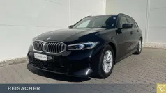 Saphirschwarz Gebraucht 2024 BMW 318 Shadowline Kombi | 36.349 € (Fairer Preis)