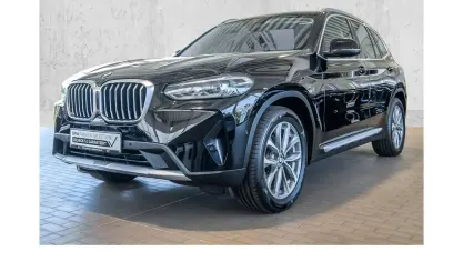 Gebraucht BMW X3 Sport Line 190 PS (139 kW) 2024 Schwarz SUV