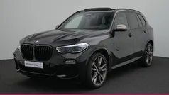 Black sapphire metallic Gebraucht 2020 BMW X5 M50 Shadowline SUV | 47.950 € (Fairer Preis)
