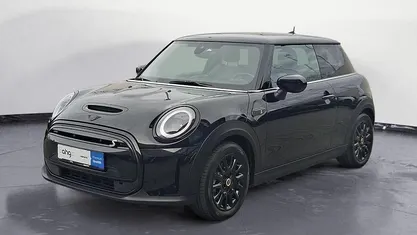 Gebraucht Mini Cooper SE 135 kW (184 PS) 2023 Schwarz Kleinwagen