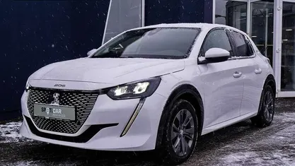 Weiß Gebraucht 2021 Peugeot e-208 Active Kleinwagen | 13.490 € (Fairer Preis)