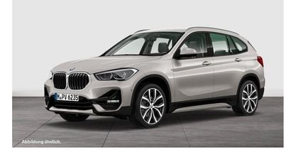 Gebraucht BMW X1 Sport Line 150 PS (110 kW) 2021 Silber SUV