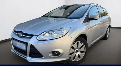Gebraucht Ford Focus Trend 125 PS (91 kW) 2012 Limousine