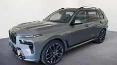 Grau Gebraucht 2024 BMW X7 M Sport SUV | 99.790 € (Superpreis)
