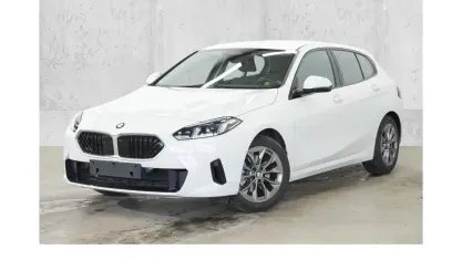 Gebraucht BMW 120 Shadowline 156 PS (114 kW) 2025 Alpinweiss iii Kleinwagen