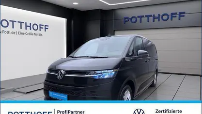 Schwarz Gebraucht 2024 VW Multivan Life Van | 46.777 € (Fairer Preis)