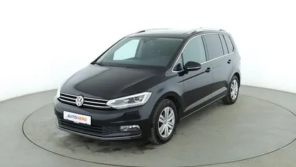 Schwarz Gebraucht 2016 VW Touran Highline Van / Kleinbus | 20.170 € (Fairer Preis)