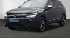 Schwarz Gebraucht 2022 VW Tiguan Allspace Life SUV | 33.880 € (Fairer Preis)