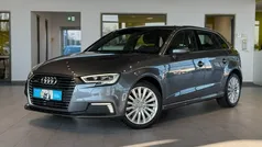 Grau Gebraucht 2017 Audi A3 Sportback e-tron Sport Limousine | 12.995 €