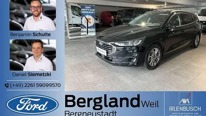 Lackierung agate black metallic schwarz Gebraucht 2023 Ford Focus Titanium Kombi | 20.580 € (Guter Preis)