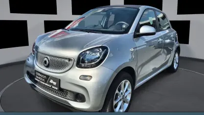 Gebraucht Smart ForFour Passion 90 PS (66 kW) 2016 Silber Kleinwagen
