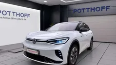 Gletscherweiß metallic Gebraucht 2023 VW ID.4 GTX SUV | 32.888 € (Superpreis)