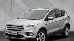 Blau Gebraucht 2020 Ford Kuga SUV | 17.980 € (Guter Preis)