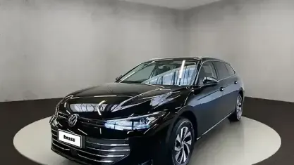 Neu VW Passat 150 PS (110 kW) 2026 Grenadillschwarz metallic Kombi
