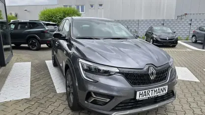Neu Renault Arkana Evolution 140 PS (102 kW) 2025 Onyxschwarz metallic (schwarz) SUV