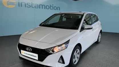 Używany Hyundai i20 101 KM (74 kW) 2023 Biały Hatchback