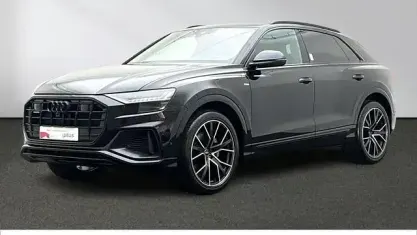 Gebraucht Audi Q8 S-Line 286 PS (210 kW) 2023 Mythosschwarz metallic SUV