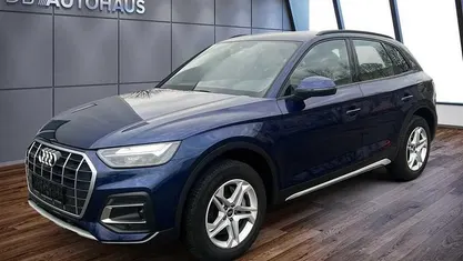Blau Gebraucht 2023 Audi Q5 Advanced Plus SUV | 38.750 € (Fairer Preis)