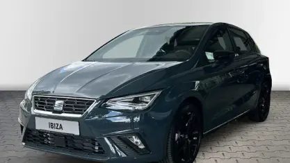 Neu Seat Ibiza Black Edition 116 PS (85 kW) 2025 Blau Limousine