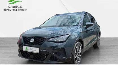Blau Neu 2025 Seat Arona Style SUV | 21.890 € (Superpreis)