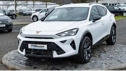 Weiss Gebraucht 2025 Cupra Formentor SUV | 33.275 € (Fairer Preis)