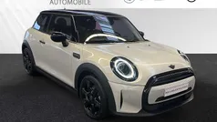 White silver metallic Gebraucht 2022 Mini Cooper Kleinwagen | 22.890 € (Fairer Preis)