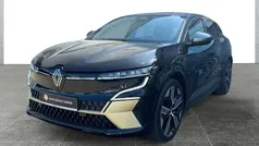 Schwarz Gebraucht 2022 Renault Mégane Iconic Limousine | 25.990 € (Fairer Preis)