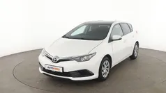 Gebraucht 2015 Toyota Auris Cool Limousine | 9.790 € (Fairer Preis)