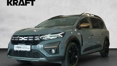 Schiefergrau Gebraucht 2024 Dacia Jogger Extreme Van / Kleinbus | 19.600 € (Fairer Preis)