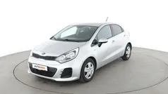 Grau Gebraucht 2017 Kia Rio Limousine | 7.990 € (Fairer Preis)