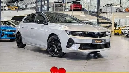 Gebraucht Opel Astra 131 PS (96 kW) 2024 Grau Limousine