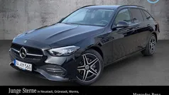 Obsidianschwarz Gebraucht 2024 Mercedes C220 Avantgarde Kombi | 41.660 € (Fairer Preis)