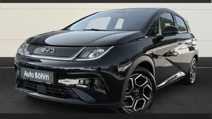 Gebraucht BYD Dolphin Comfort 150 kW (204 PS) 2025 Obsidian black Kleinwagen