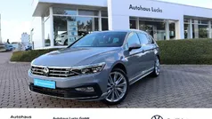 Mondsteingrau Gebraucht 2023 VW Passat R-line Kombi | 36.470 € (Fairer Preis)
