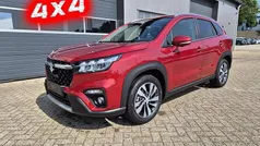 Energetic red pearl Neu 2025 Suzuki SX4 S-Cross Comfort+ SUV | 28.490 € (Fairer Preis)