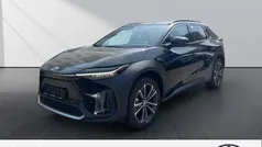 Schwarz Neu 2025 Toyota bZ4X Lounge SUV | 36.980 € (Superpreis)