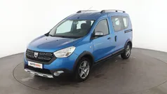 Blau Gebraucht 2019 Dacia Dokker Stepway Van | 11.170 € (Fairer Preis)