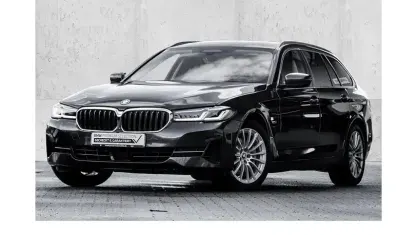Usata BMW 530e Sport Line 292 CV (214 kW) 2022 Grigio Station wagon
