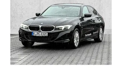 Gebraucht 2022 BMW 320 Sport Line Limousine | 31.690 € (Superpreis)