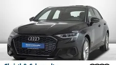 Brillantschwarz Gebraucht 2022 Audi A3 Sportback Limousine | 24.484 € (Fairer Preis)