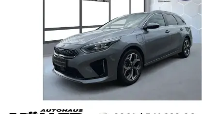 Gebraucht Kia Ceed Sportswagon Platinum 141 PS (103 kW) 2021 Silber Kombi