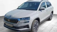 Grau Gebraucht 2024 Skoda Karoq Selection SUV | 34.990 € (Fairer Preis)