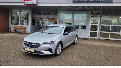 Silber Gebraucht 2022 Opel Insignia Business Kombi | 18.990 € (Fairer Preis)