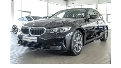 Usata BMW 320 Sport Line 190 CV (139 kW) 2022 Nero Berlina